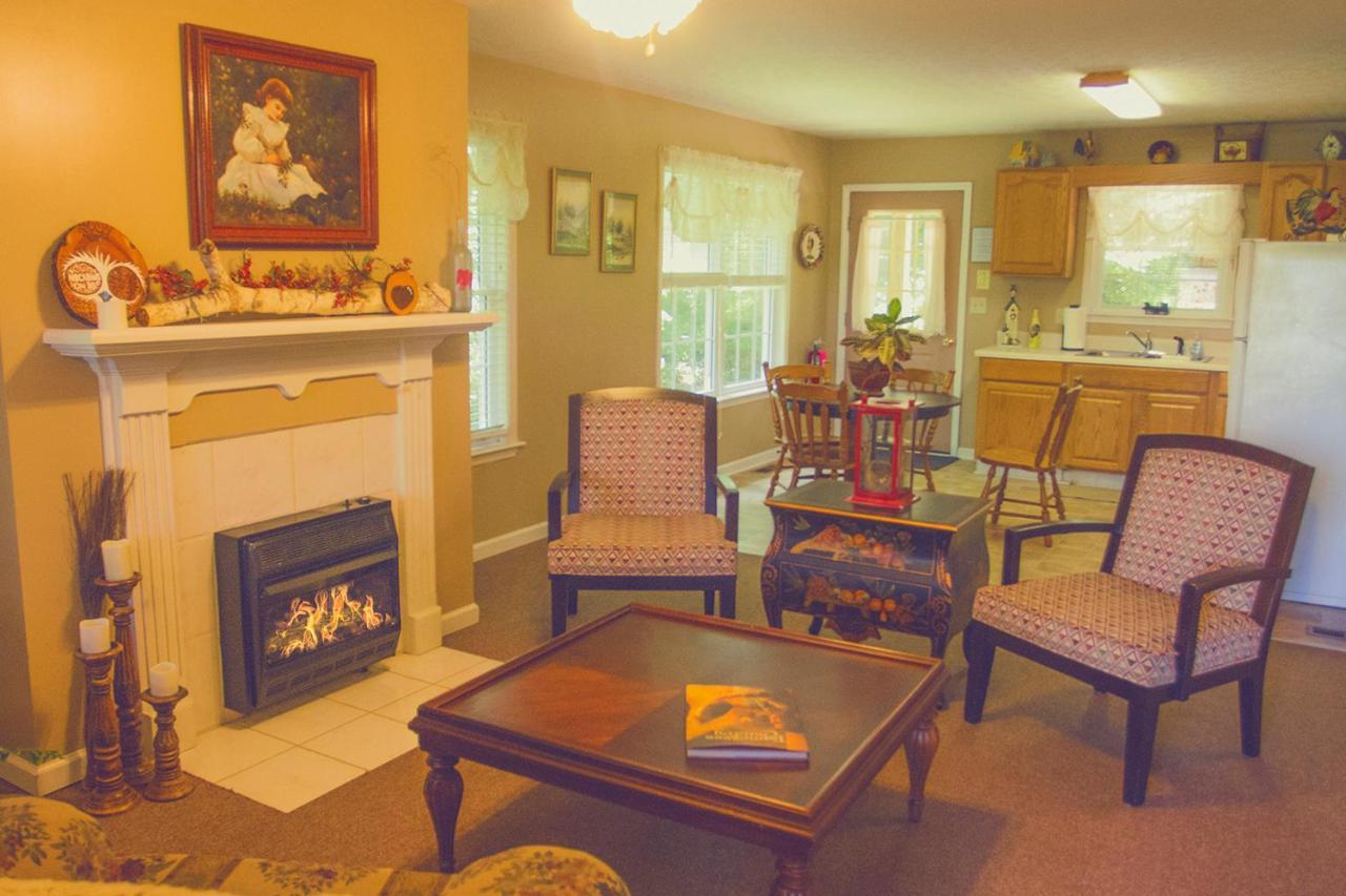 Nolichuckey Bluffs Bed & Breakfast Cabins Greeneville Bagian luar foto