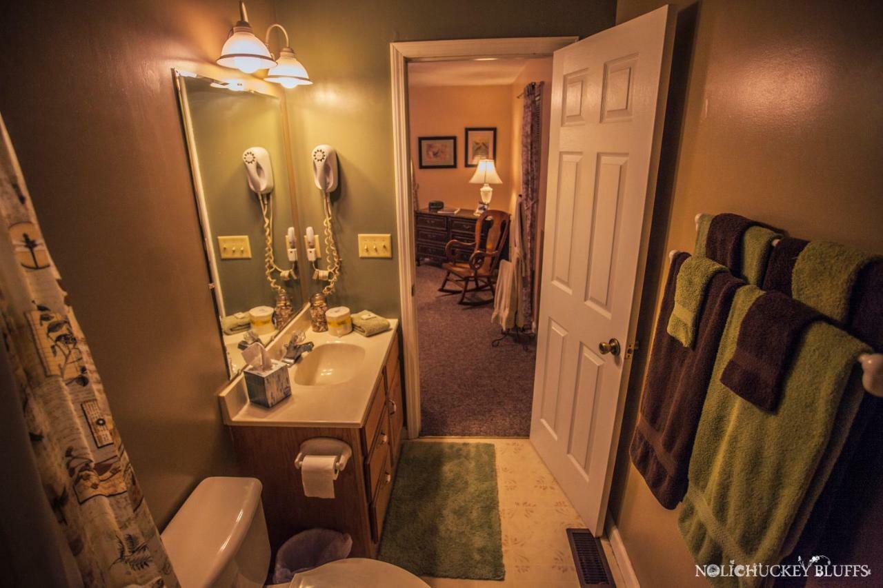Nolichuckey Bluffs Bed & Breakfast Cabins Greeneville Bagian luar foto